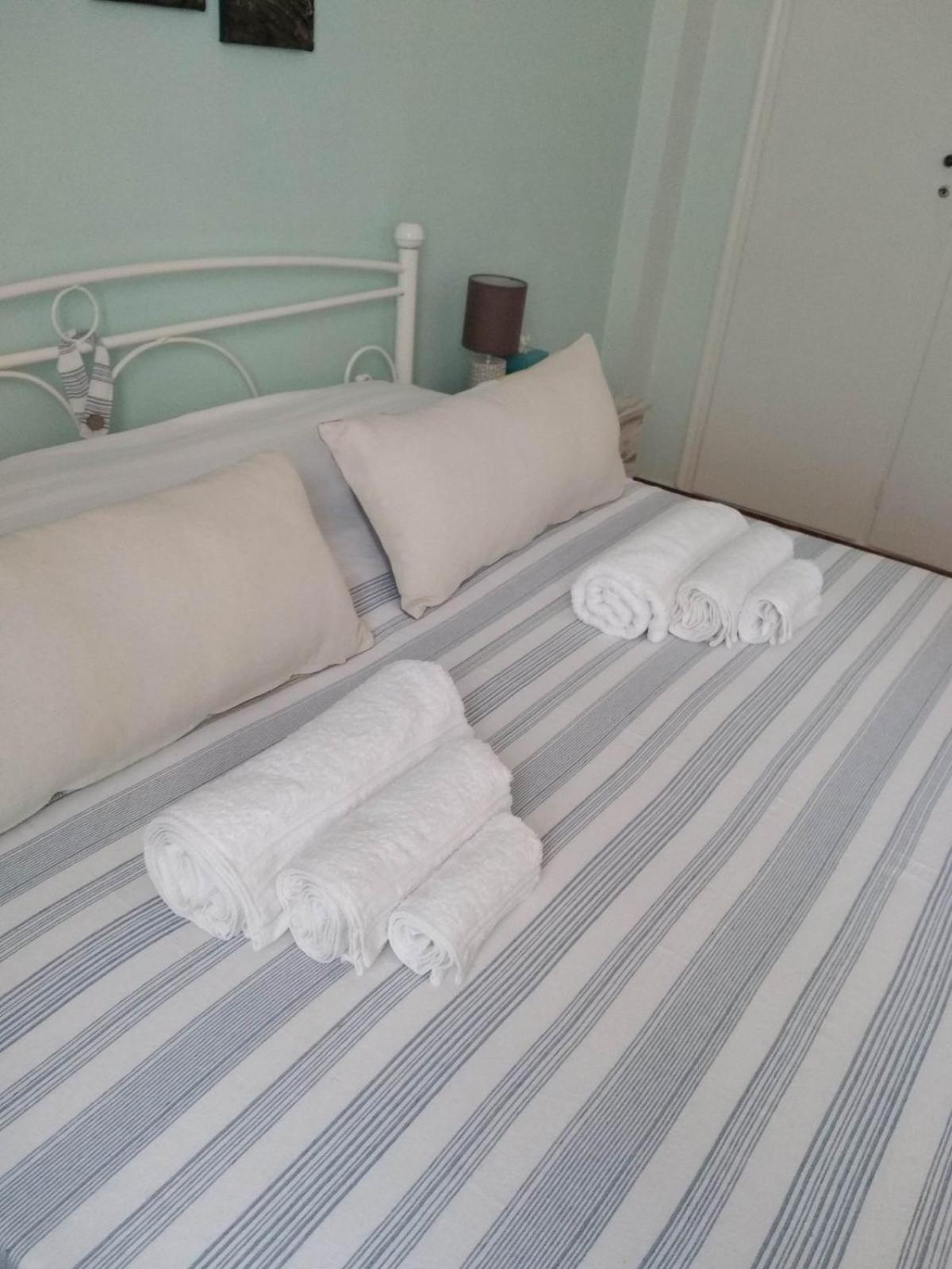 Efi'S Lycabettus Apartment Athens Ngoại thất bức ảnh