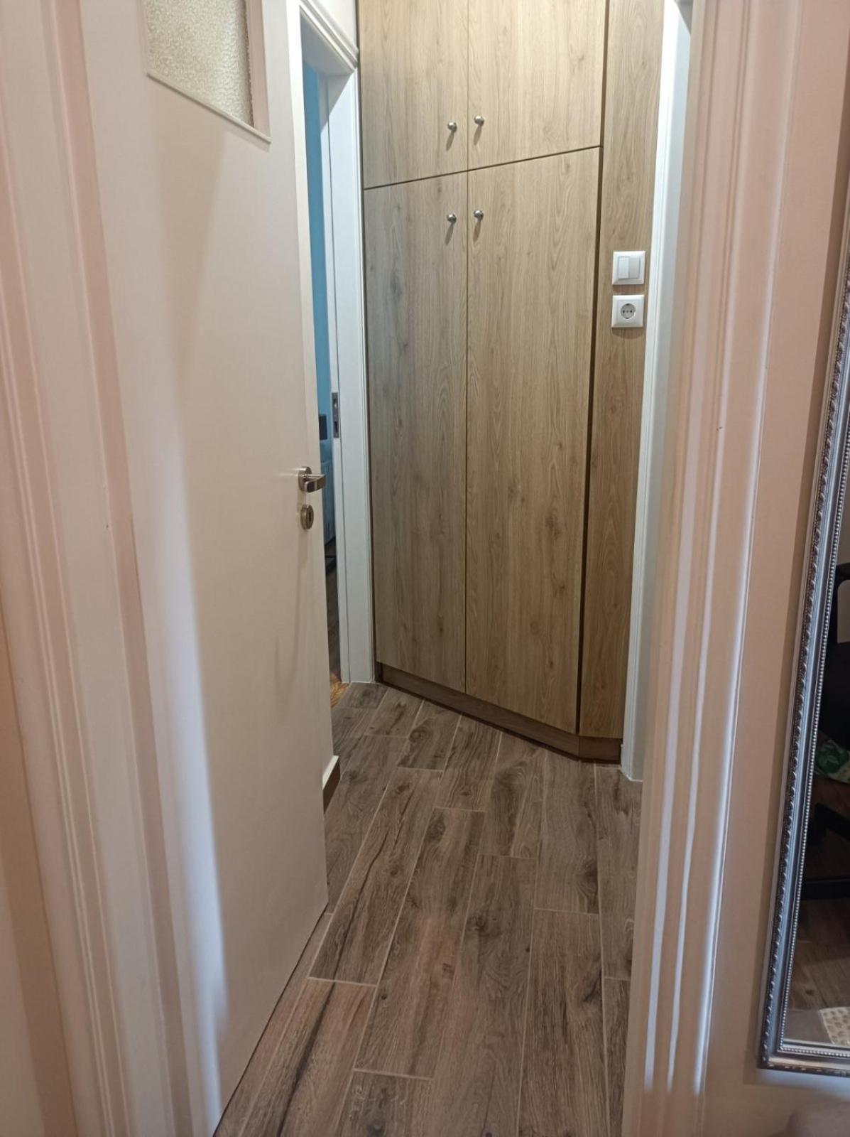 Efi'S Lycabettus Apartment Athens Ngoại thất bức ảnh