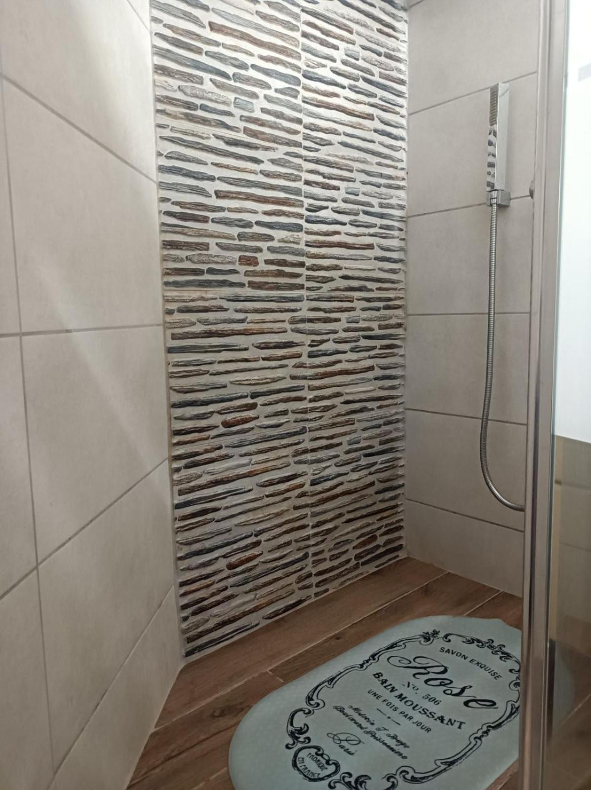 Efi'S Lycabettus Apartment Athens Ngoại thất bức ảnh